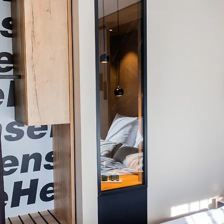 Boardinghouse Hense شقة فندقية